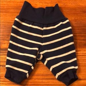 Carters Bottoms newborn